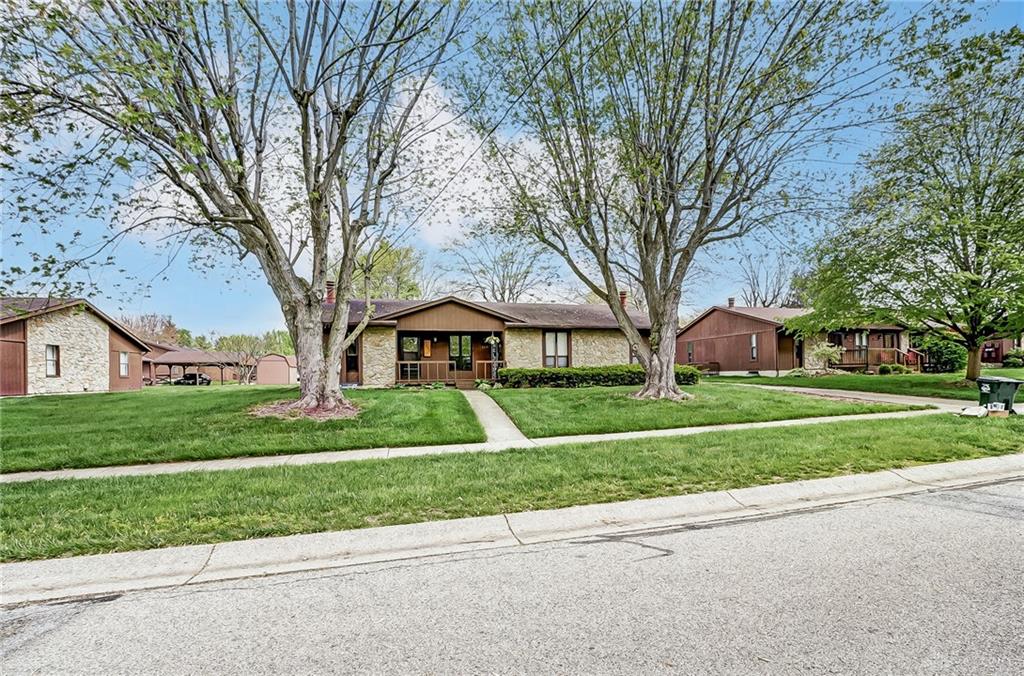 Photo of 2239 Joshua CIR, MIDDLETOWN, OH 45044