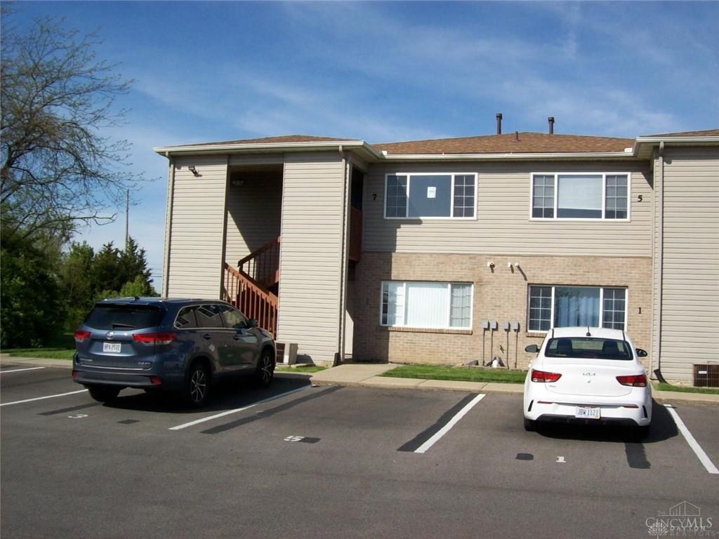 Photo of 1800 Eaton RD, HAMILTON, OH 45013
