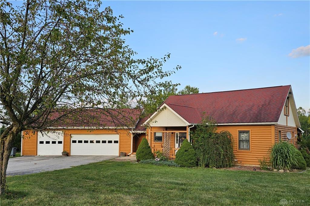 Photo of 10571 Schenk RD, SIDNEY, OH 45365