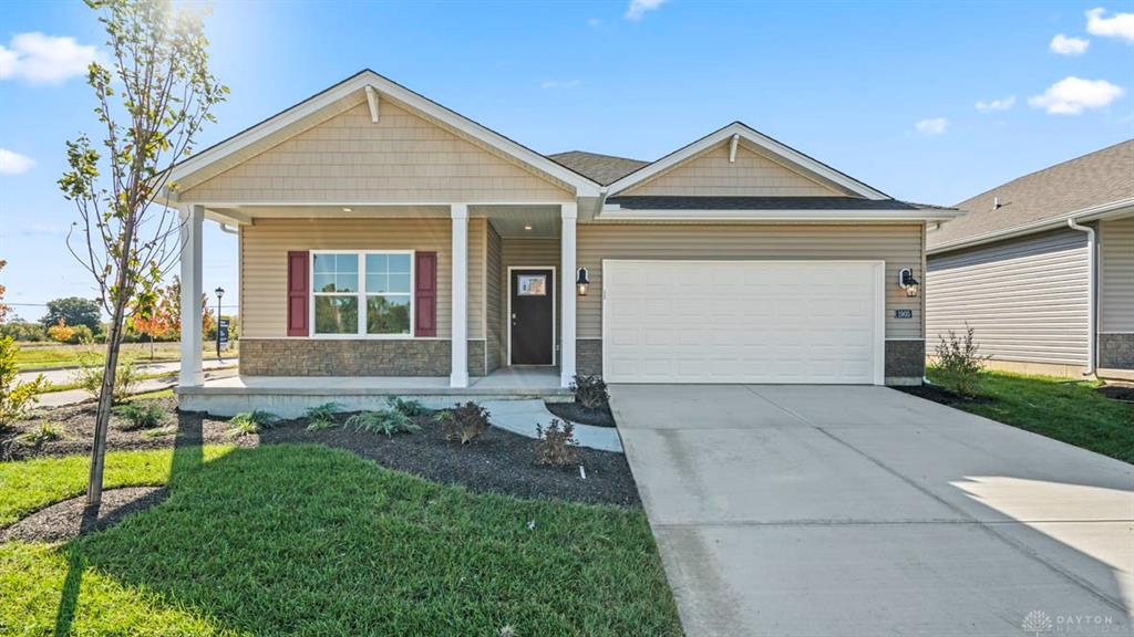 Photo of 1905 Snowy LN, OXFORD, OH 45056