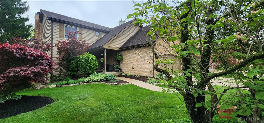 Photo of 7128 Hartcrest LN, DAYTON, OH 45459