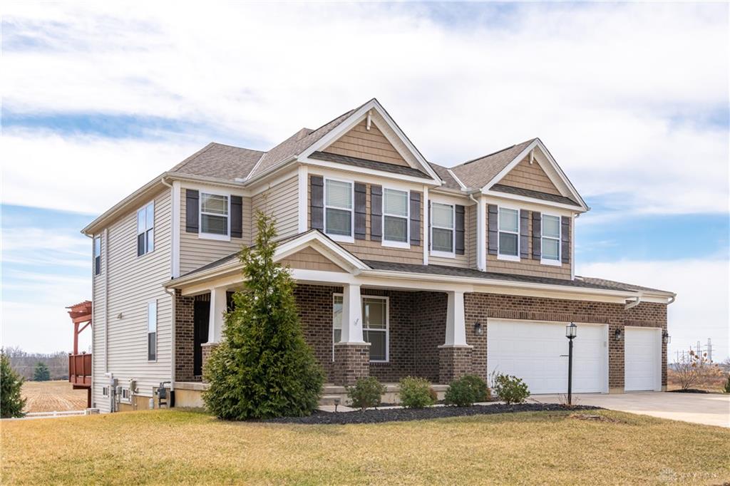 Photo of 1559 Amberley CT, XENIA, OH 45385