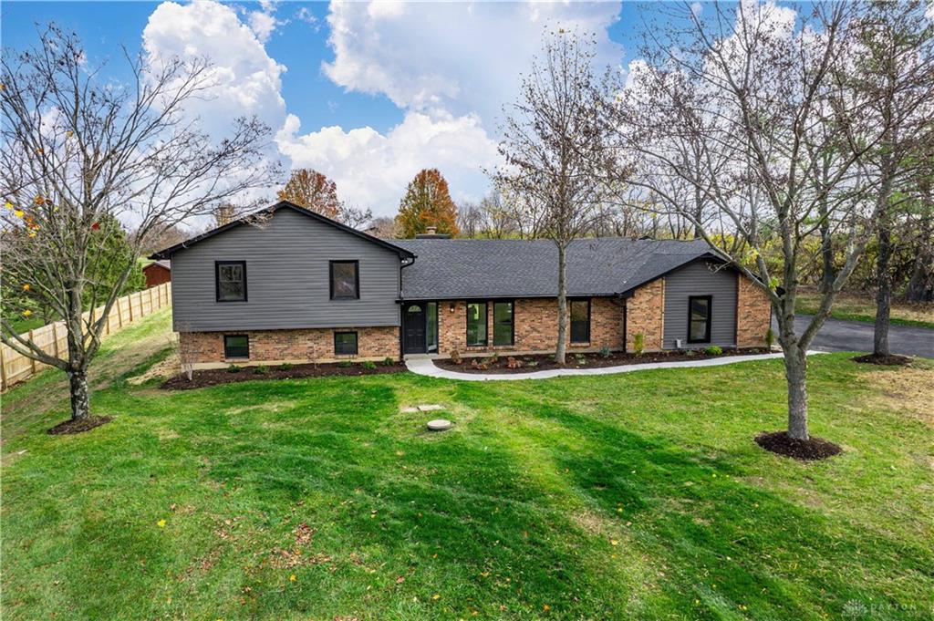 Photo of 5634 Hathaway RD, CLEARCREEKTOWNSHIP, OH 45036