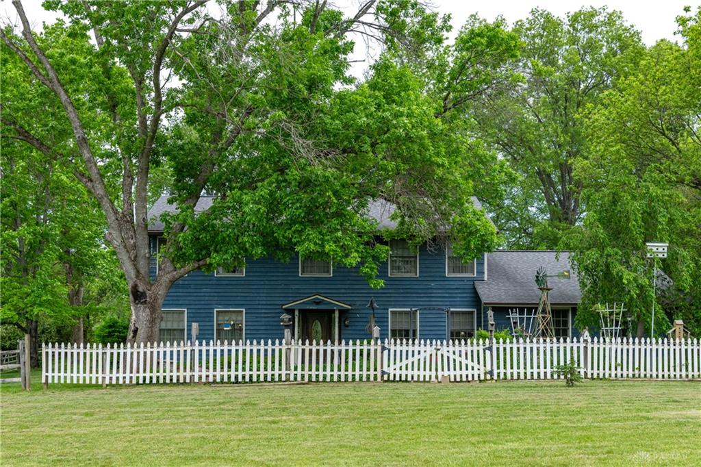 Photo of 1180 Sugar Hill LN, XENIA, OH 45385