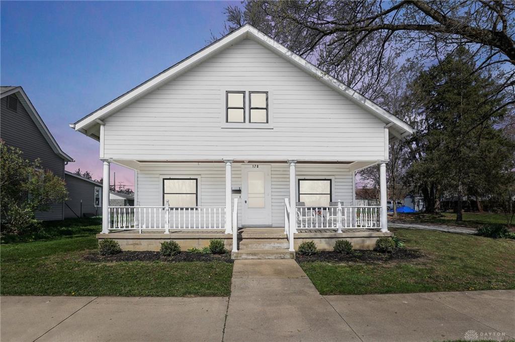 Photo of 170 Madison RD, LONDON, OH 43140