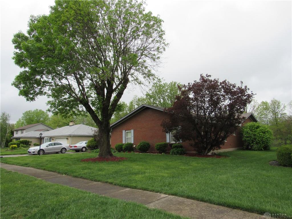 Photo of 3325 Waldeck PL, DAYTON, OH 45405