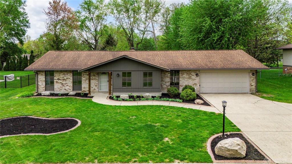 Photo of 1330 Centerville Station RD, DAYTON, OH 45459