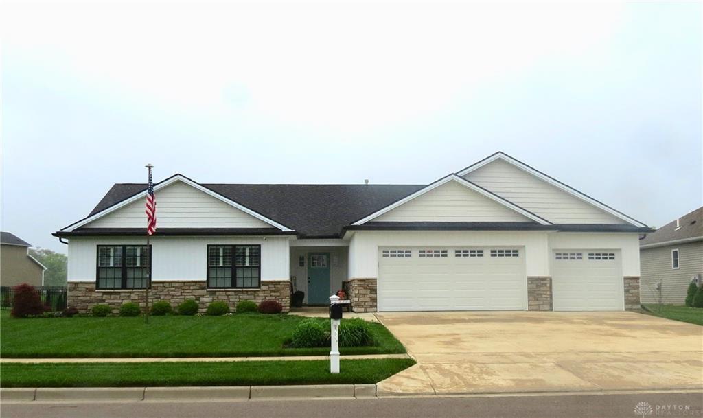 Photo of 546 Loxley LN, TROY, OH 45373