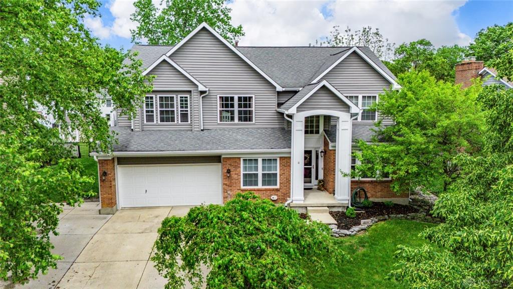 Photo of 4190 Country Glen CIR, BEAVERCREEK, OH 45432