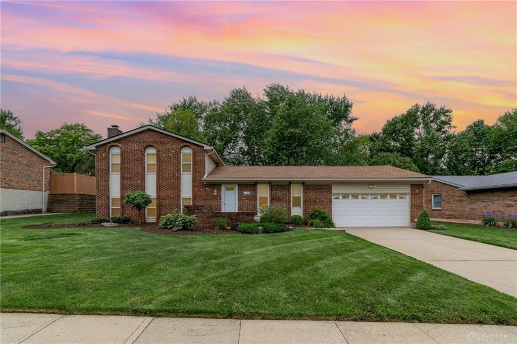 Photo of 6179 Stonehill DR, FAIRFIELD, OH 45014