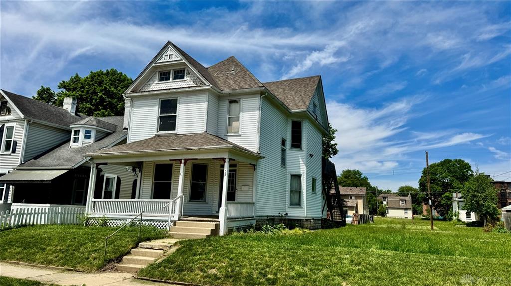 Photo of 39 Warder ST, DAYTON, OH 45405