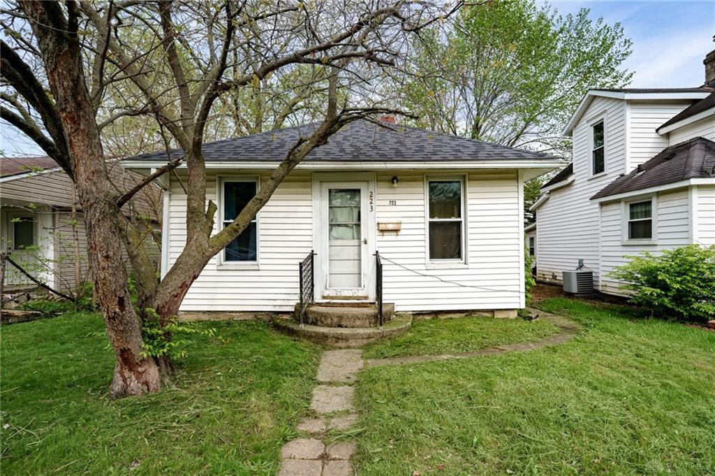 Photo of 223 Sara ST, URBANA, OH 43078