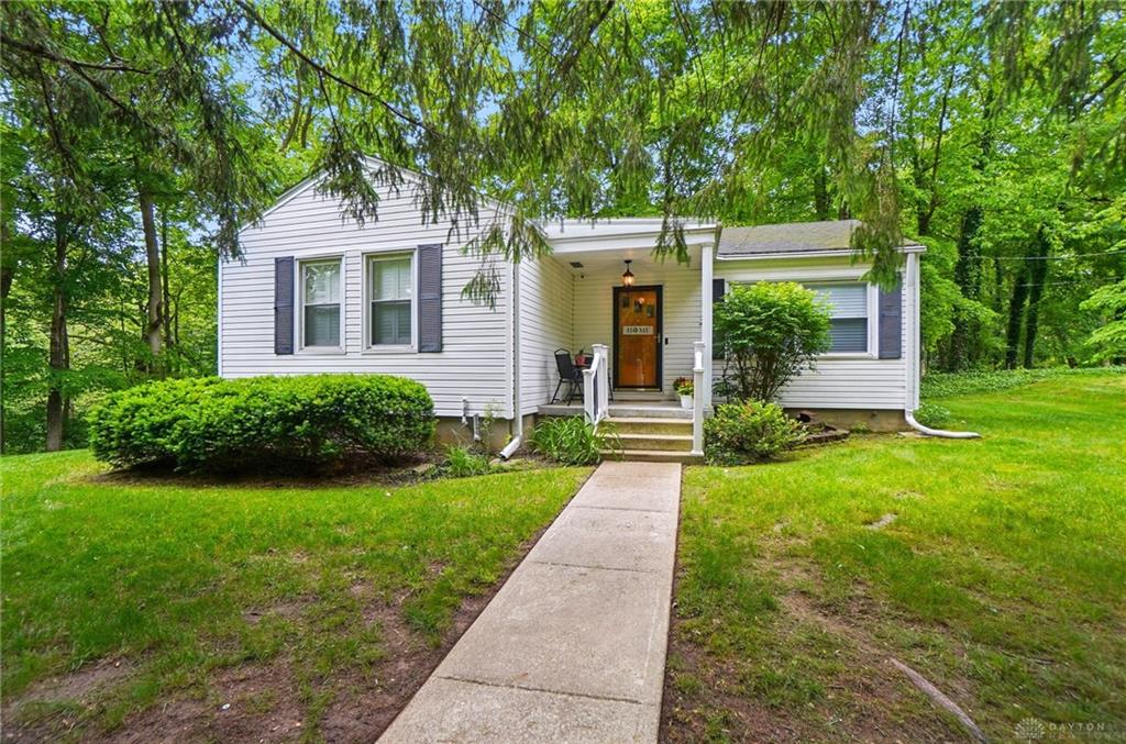 Photo of 66 Dorchester DR, DAYTON, OH 45415