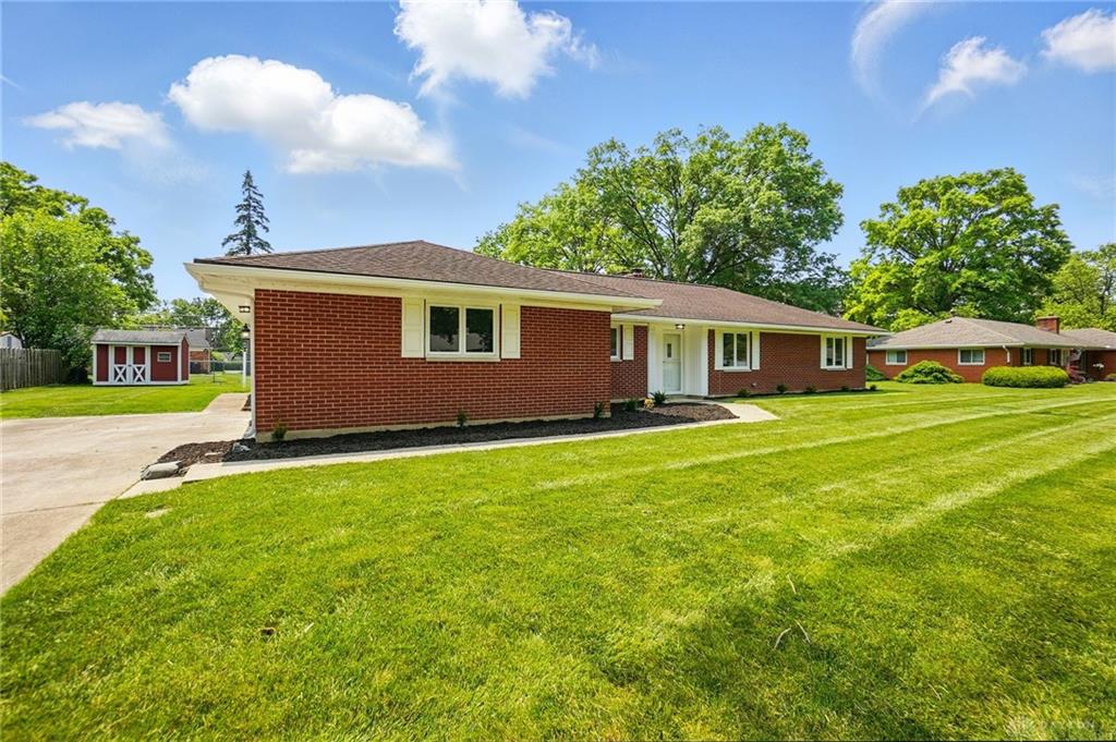 Photo of 220 Cardigan RD, WASHINGTONTOWNSHIP, OH 45459