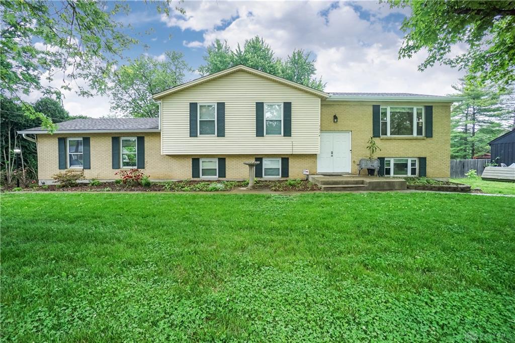 Photo of 7574 Barret RD, WESTCHESTER, OH 45069