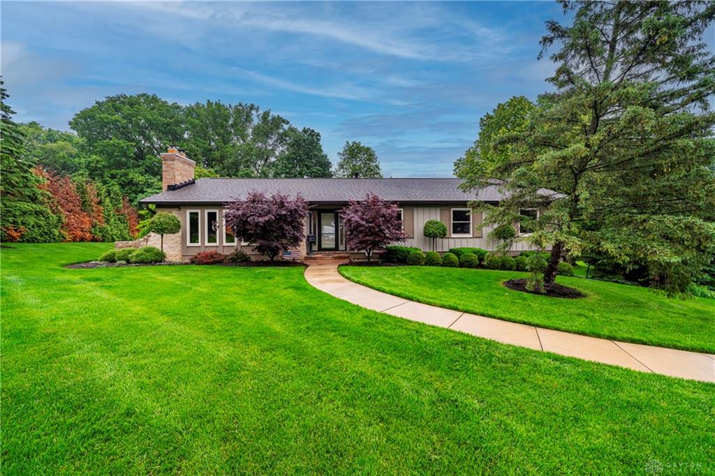 Photo of 849 Barth LN, KETTERING, OH 45429