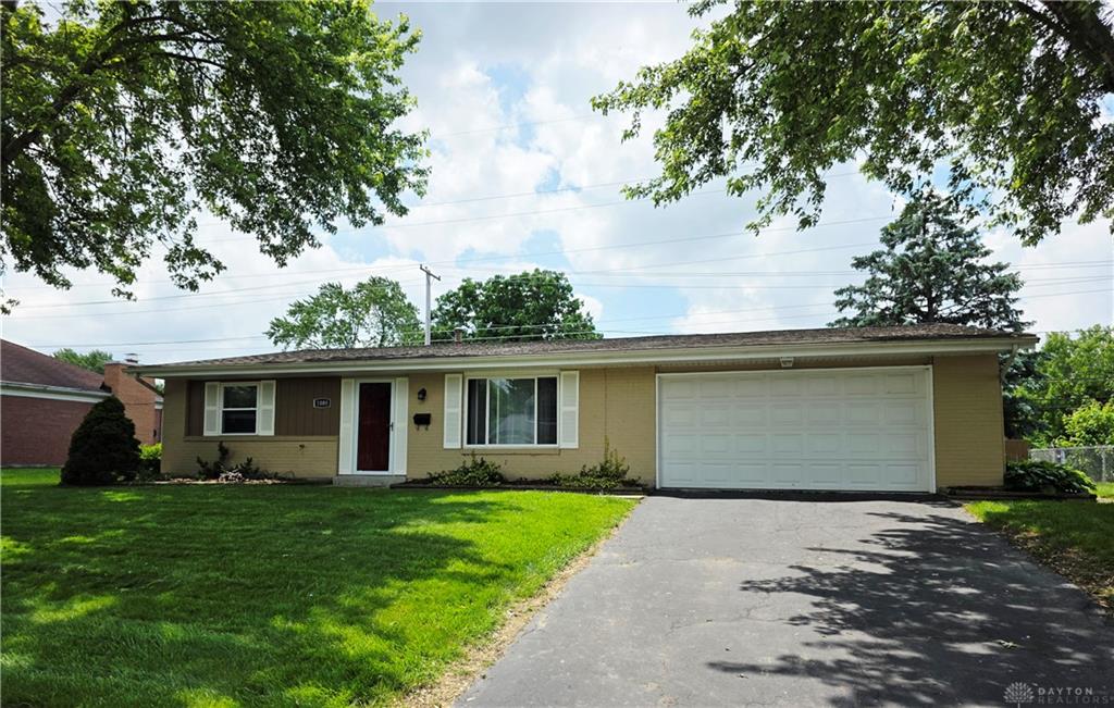 Photo of 1008 Terracewood DR, ENGLEWOOD, OH 45322