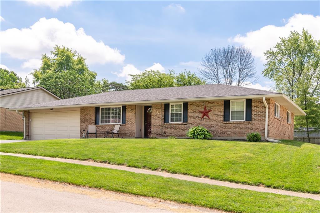 Photo of 4932 Arrowview DR, DAYTON, OH 45424