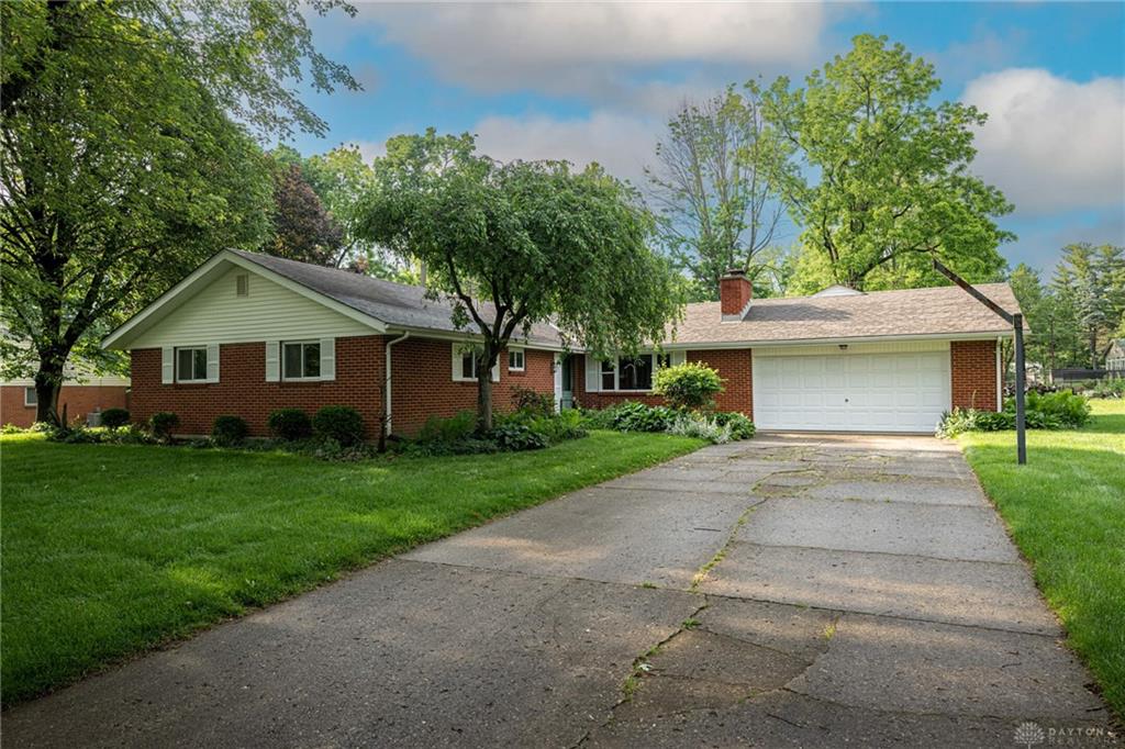 Photo of 533 Deptford AVE, DAYTON, OH 45429