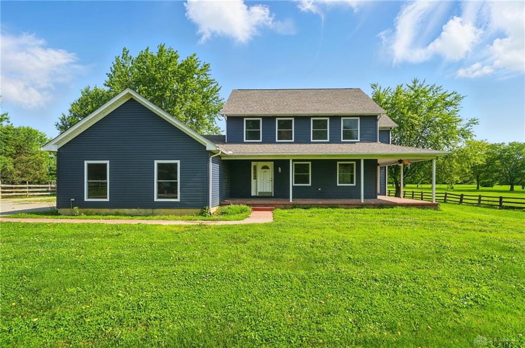 Photo of 2211 Social Row RD, WASHINGTONTOWNSHIP, OH 45458