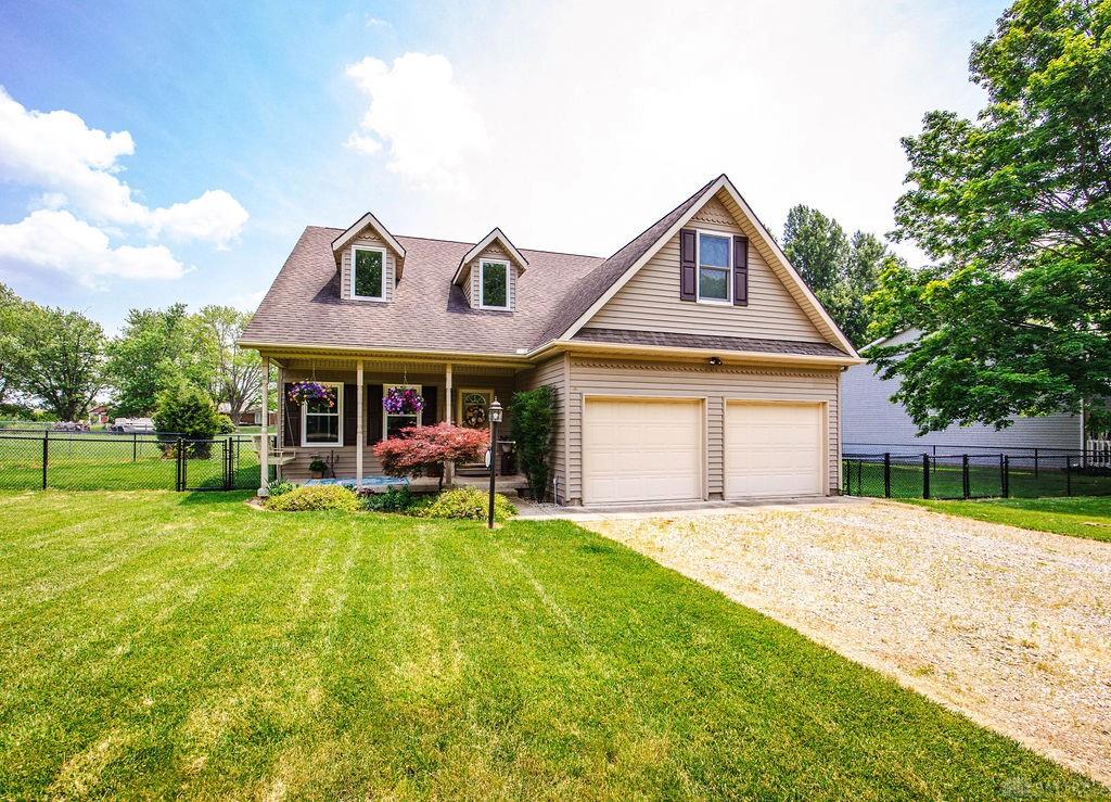 Photo of 186 Hatchet DR, EATON, OH 45320