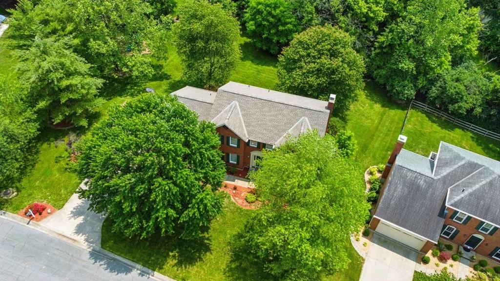 Photo of 8694 Apple Blossom LN, WESTCHESTER, OH 45069
