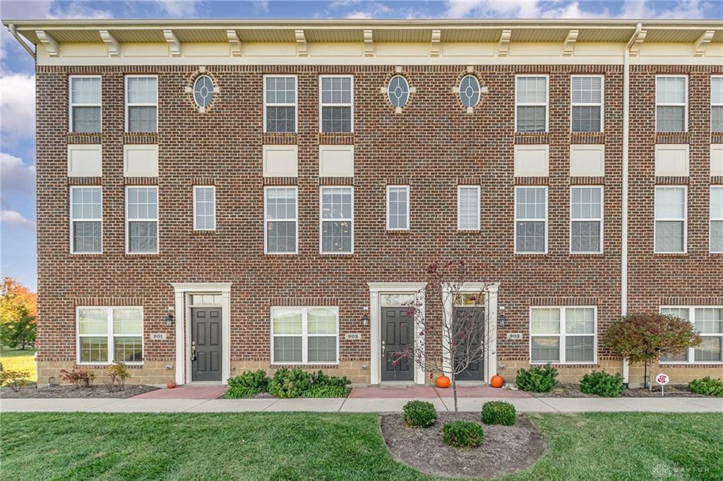 Photo of 902 Brownstone ROW, SPRINGBORO, OH 45066