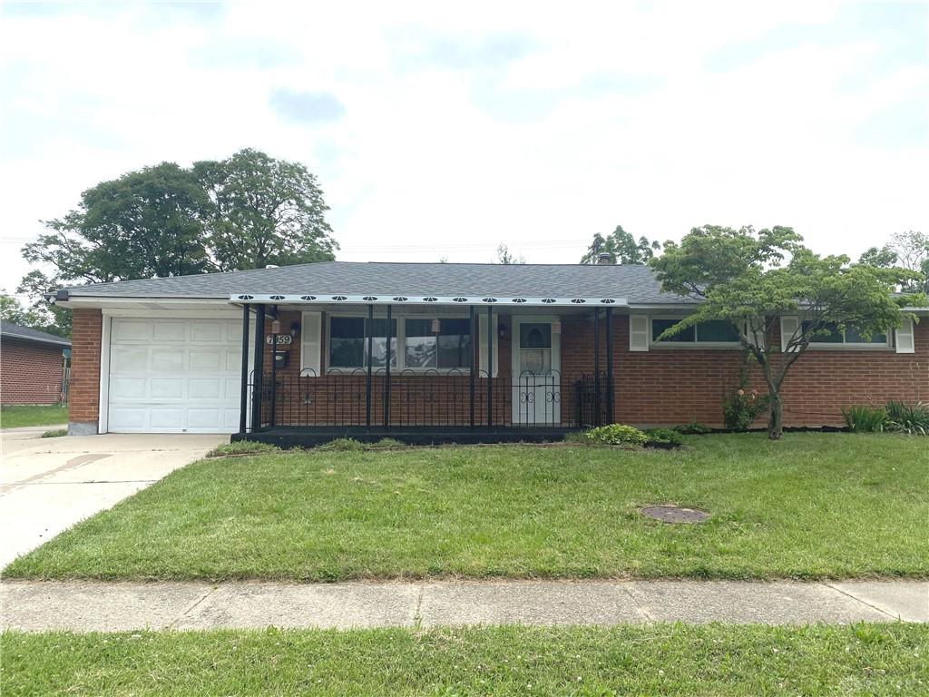 Photo of 7959 Blackshear DR, DAYTON, OH 45424