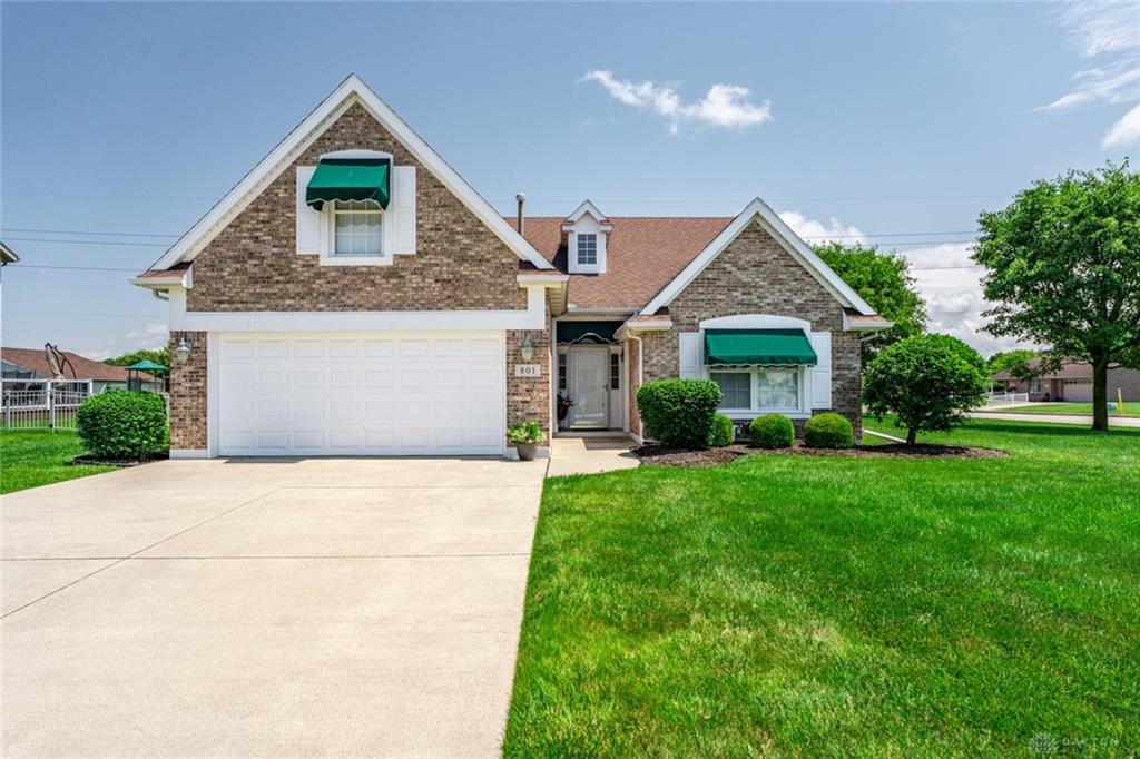 Photo of 801 Antler CT, PIQUA, OH 45356