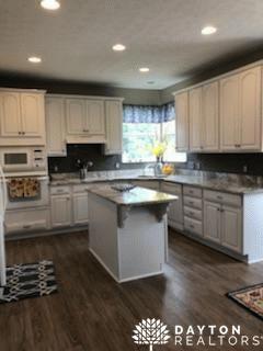 Property Photo 53