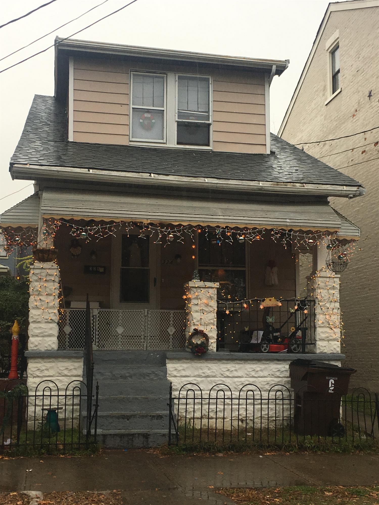 334 E 13th Street