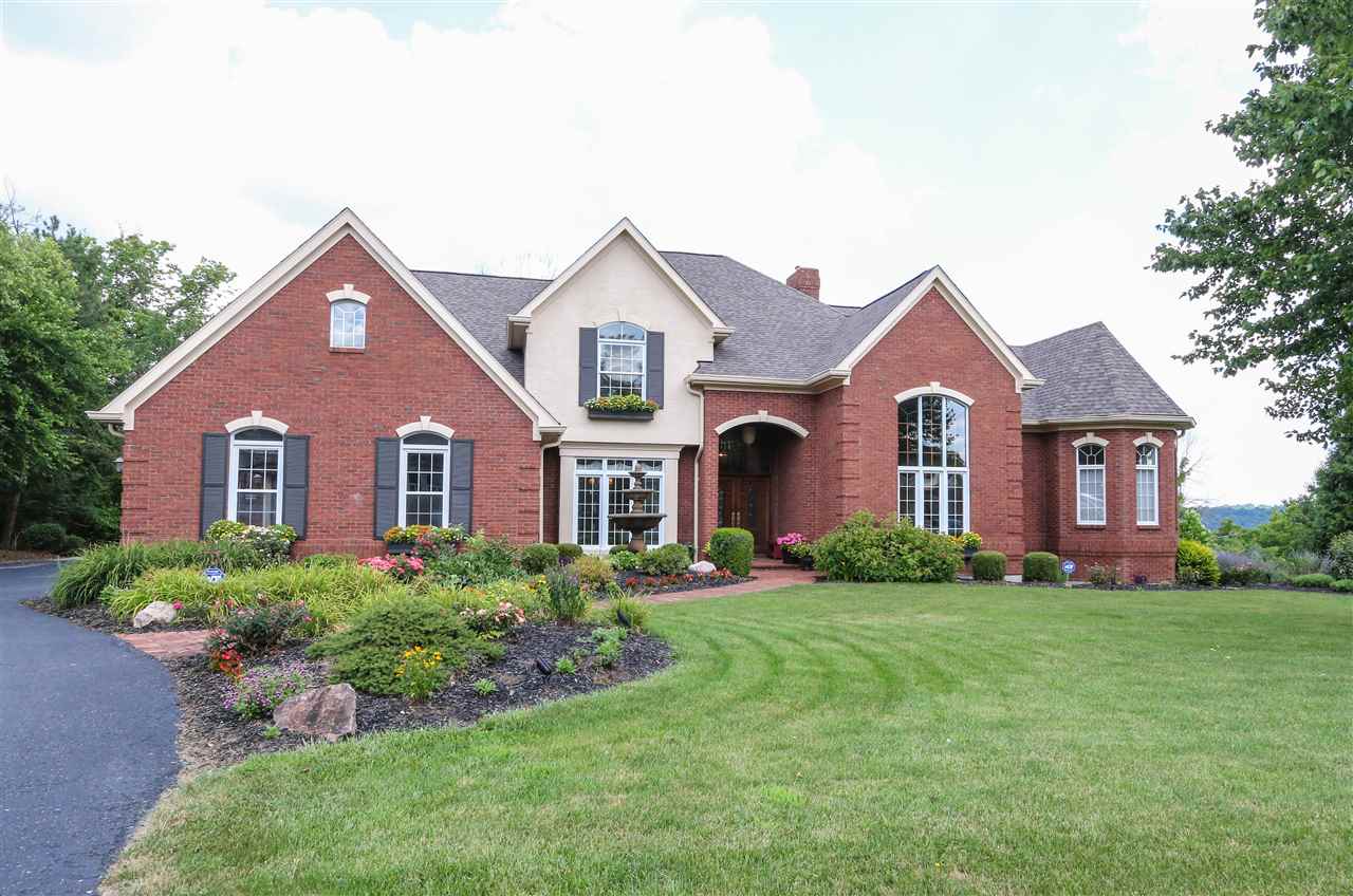 682 Canterbury Drive