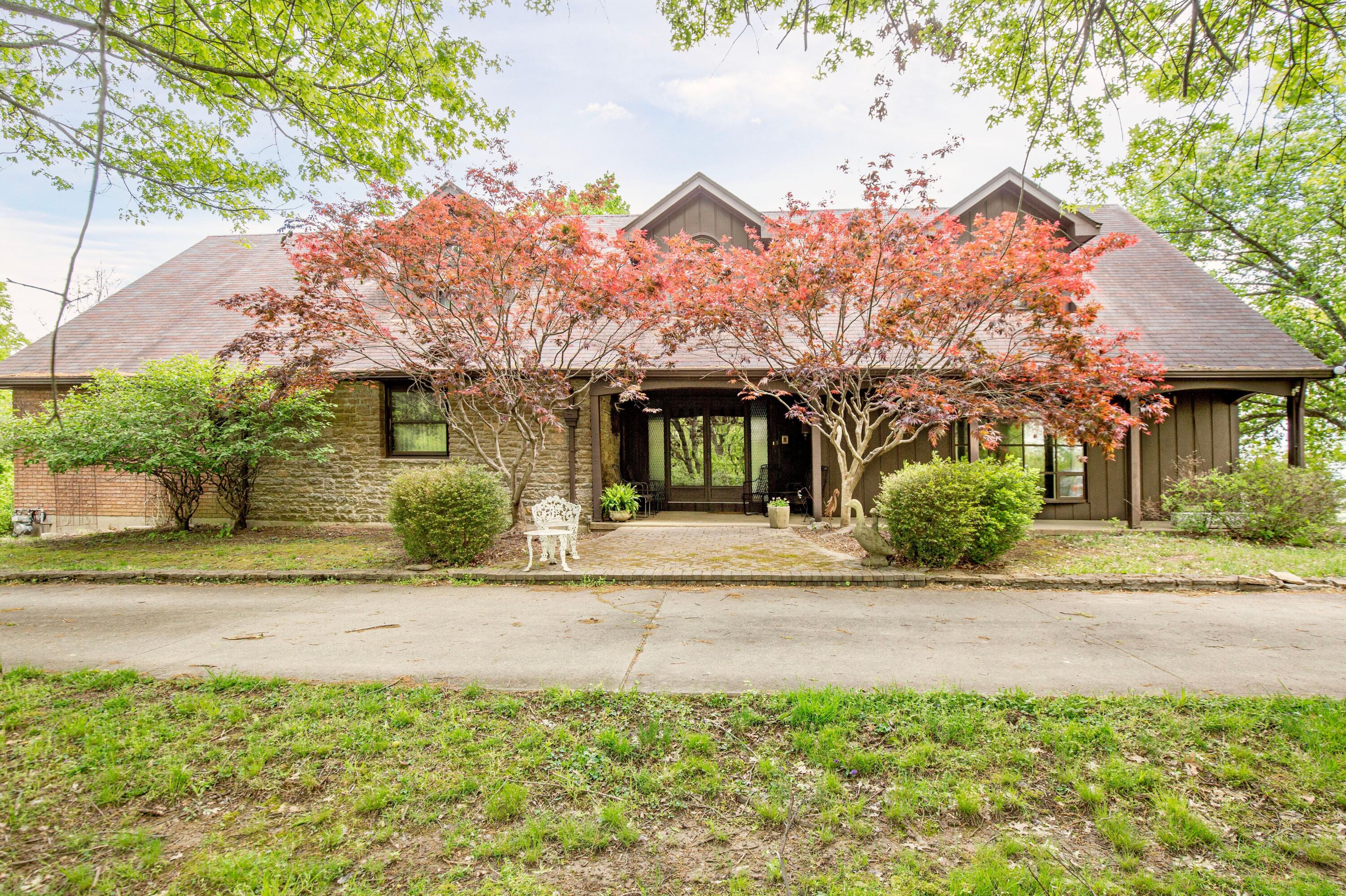 Photo of 150 Shamrock Lane, Fort Thomas, KY 41075