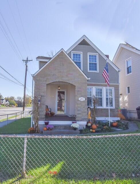 Photo of 329 E 43rd Street, Covington, KY 41015