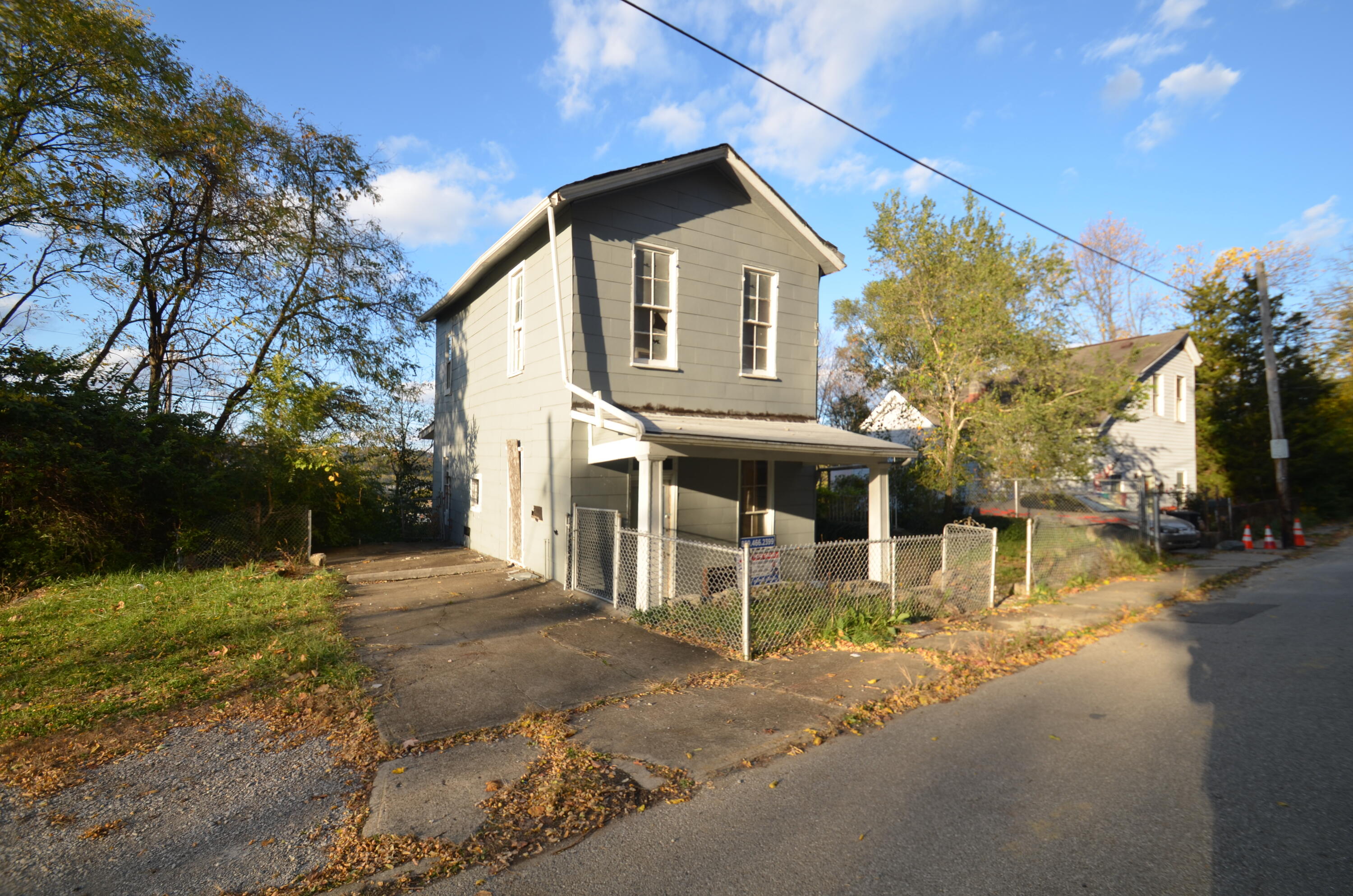 Photo of 627 Brooklyn Avenue, Dayton, KY 41074