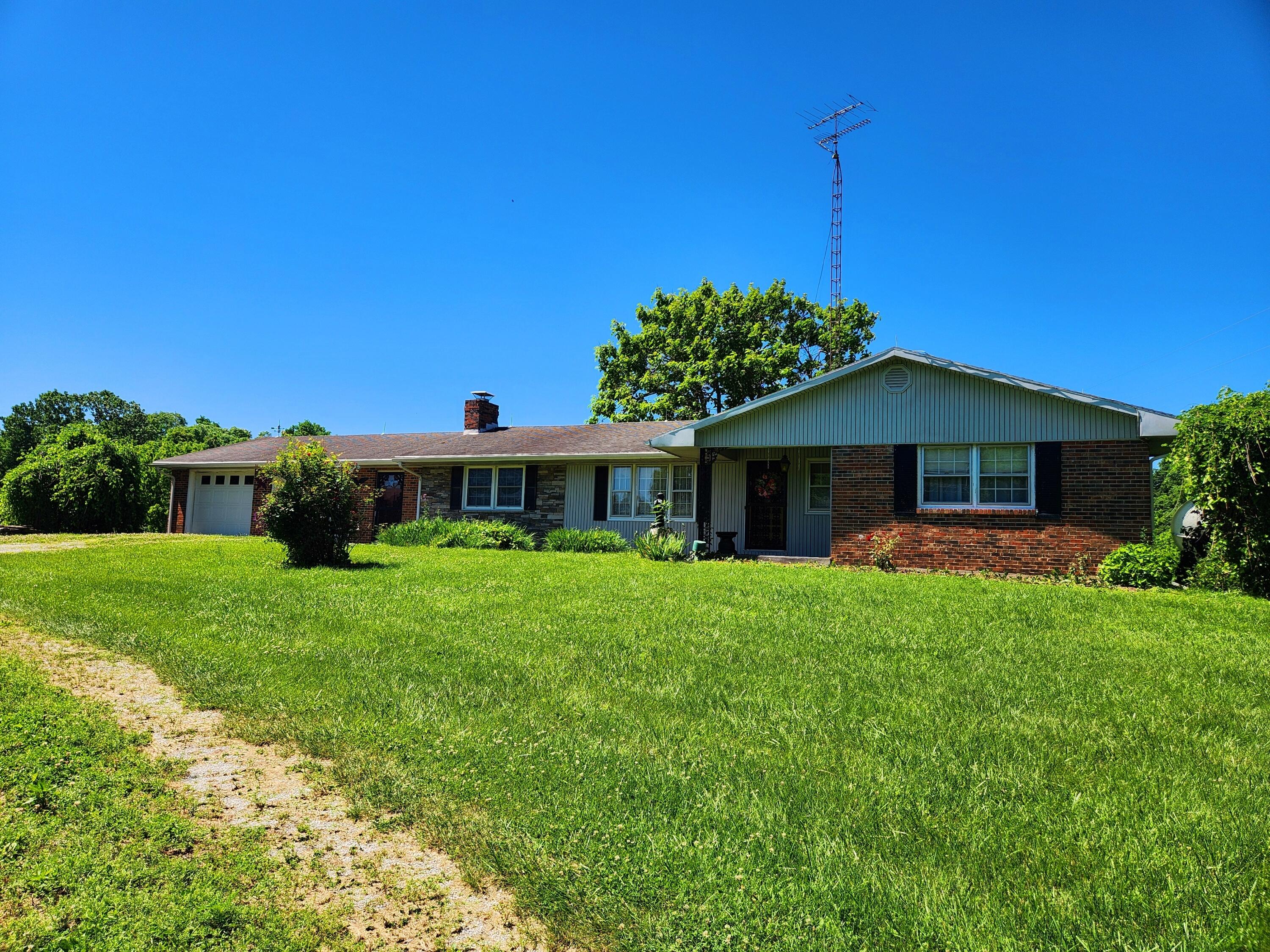 Photo of 8823 Kentontown Road, Mt. Olivet, KY 41064