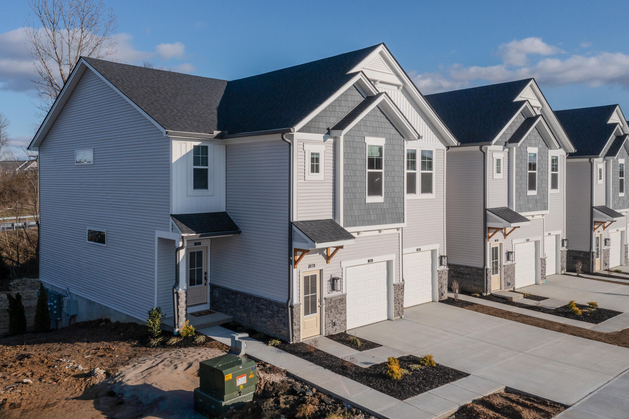 Photo of 304 Cornwall Drive, Florence, KY 41042
