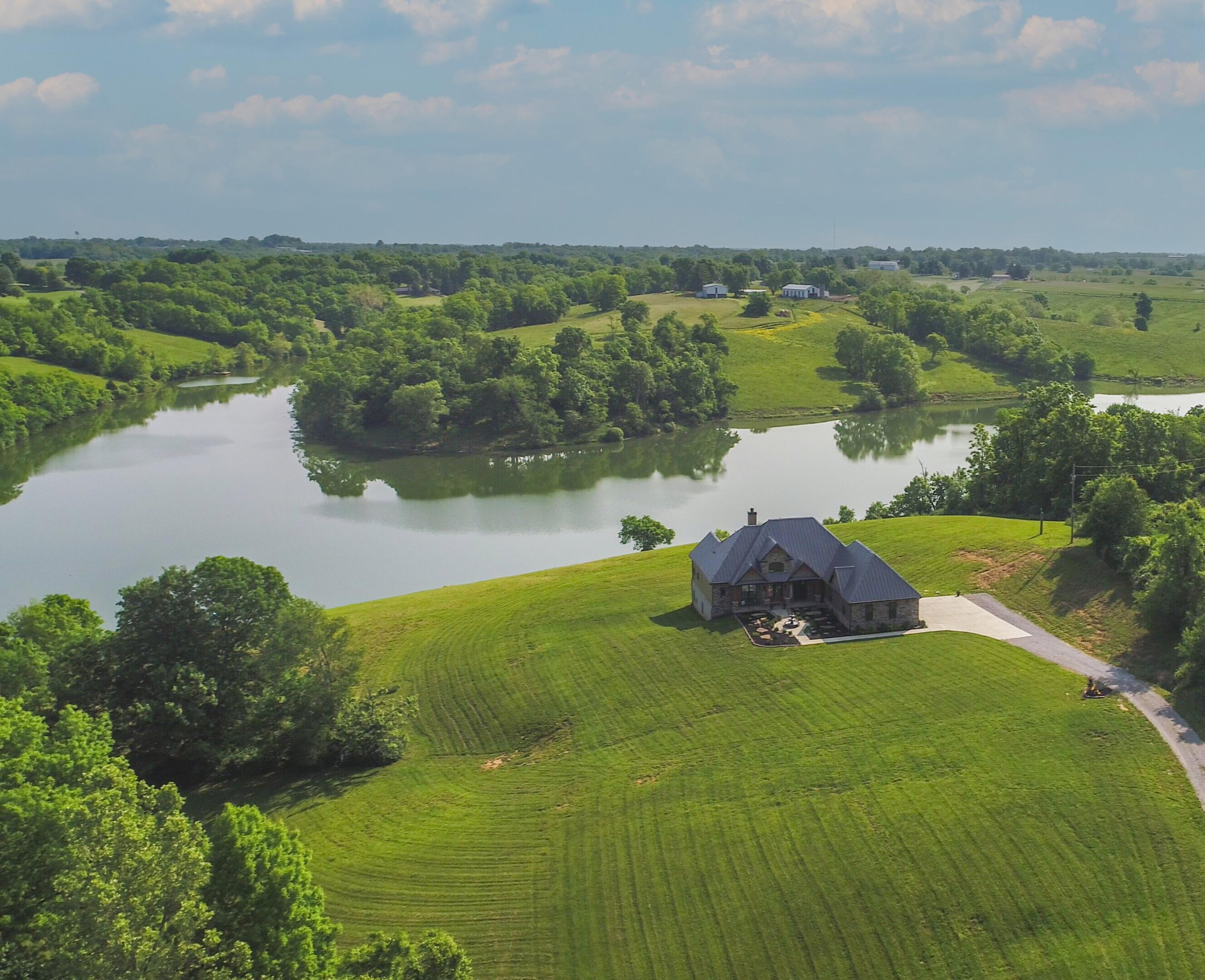 Photo of 1419 Dry Ridge Mt Zion Road, Dry Ridge, KY 41035