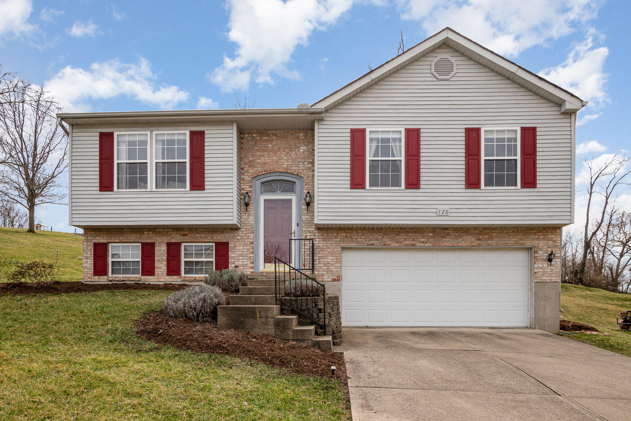 Photo of 126 Bedinger Avenue, Walton, KY 41094