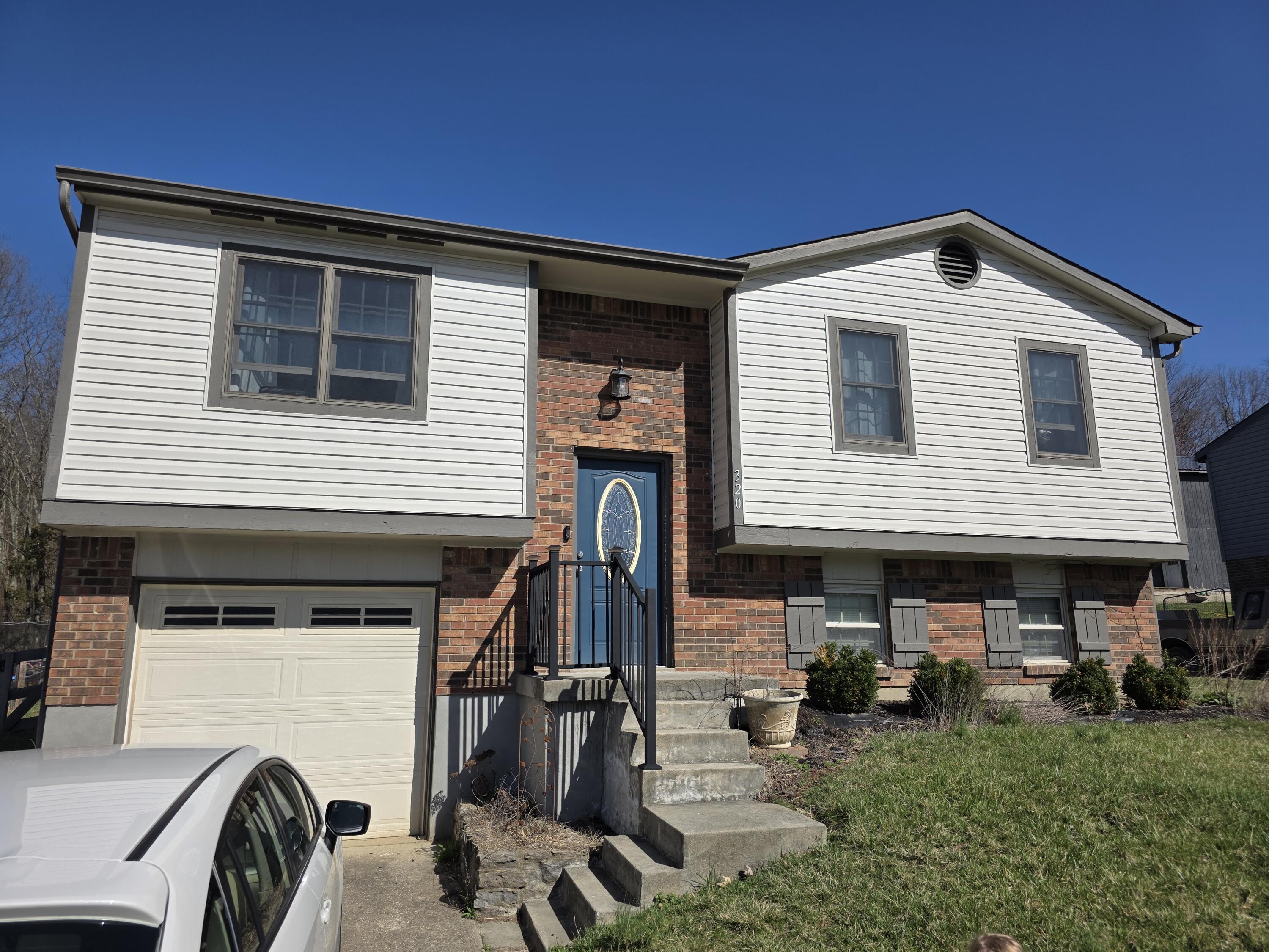 Photo of 320 Brookwood Drive, Alexandria, KY 41001