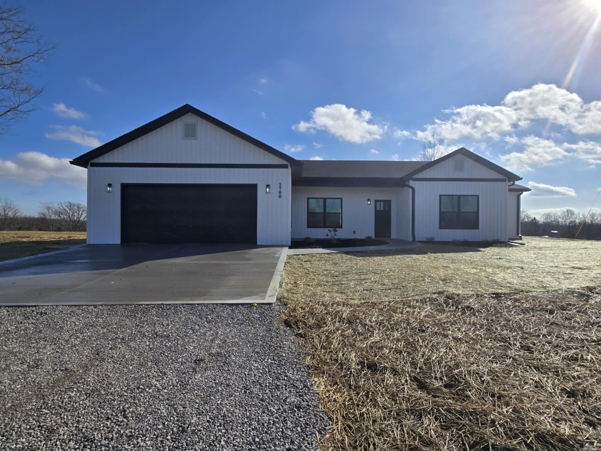 Photo of 1700 Stewarts Ridge Road, Sparta, KY 41086