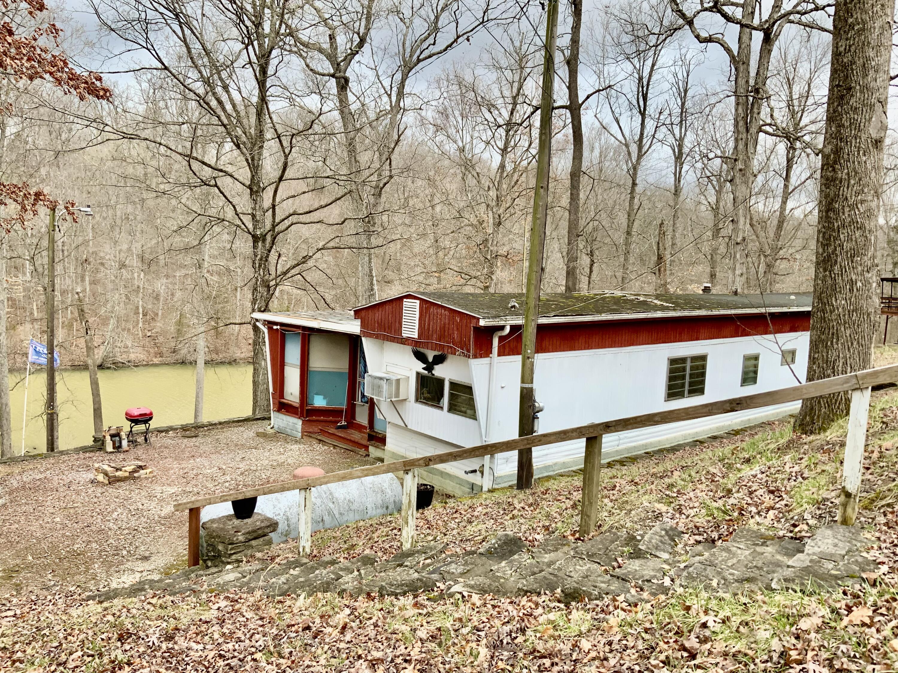 Photo of 435 Corinth Shore Drive, Corinth, KY 41010