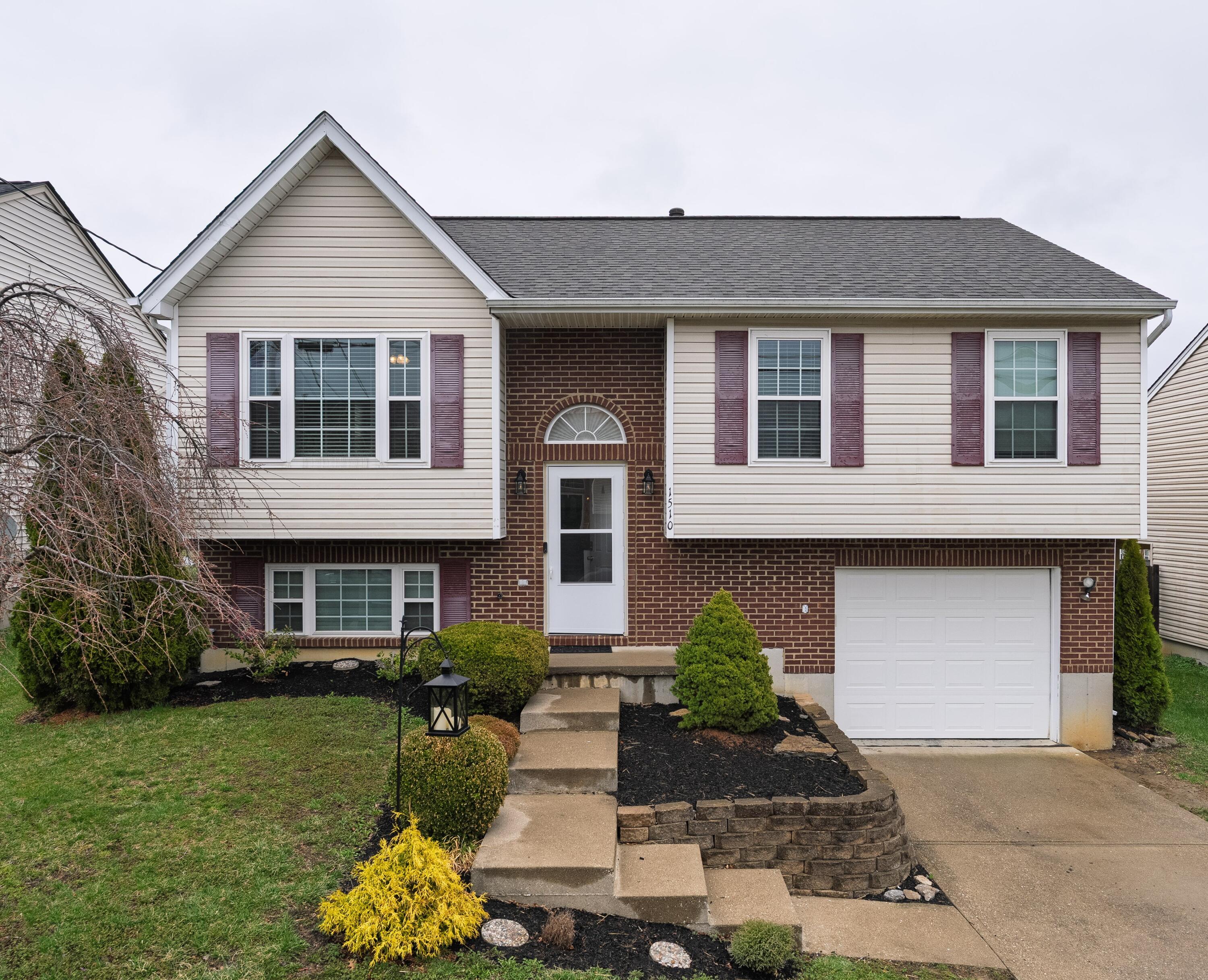 Photo of 1510 Clovernook Drive, Elsmere, KY 41018