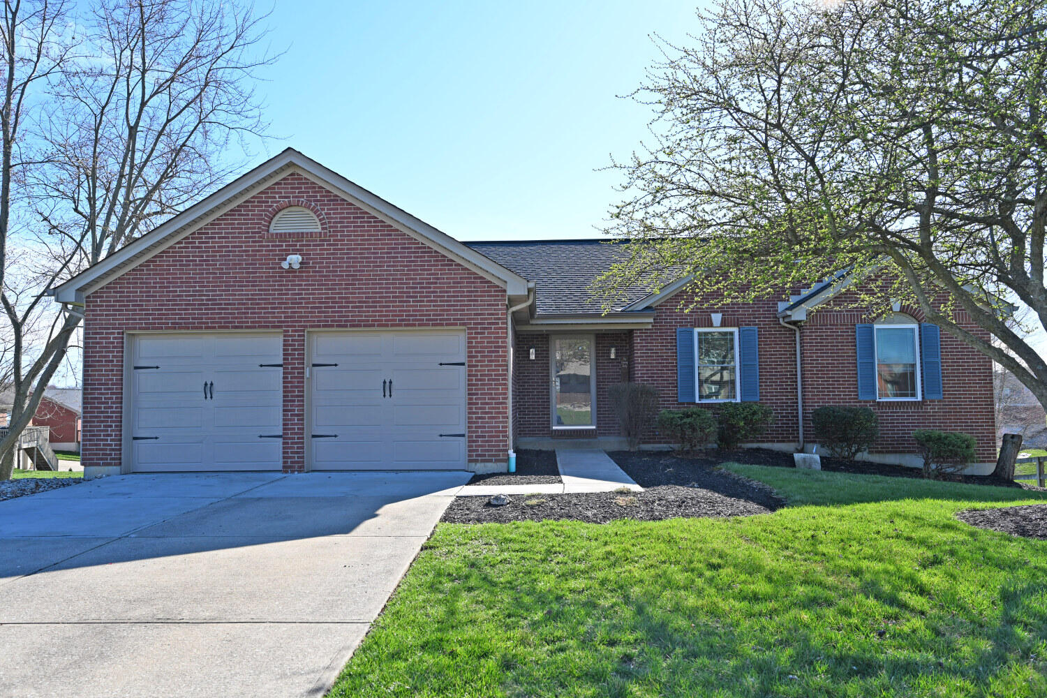 Photo of 8592 Cranbrook Way, Florence, KY 41042
