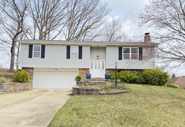 Photo of 1 Woodcrest Court, Highland Heights, KY 41076