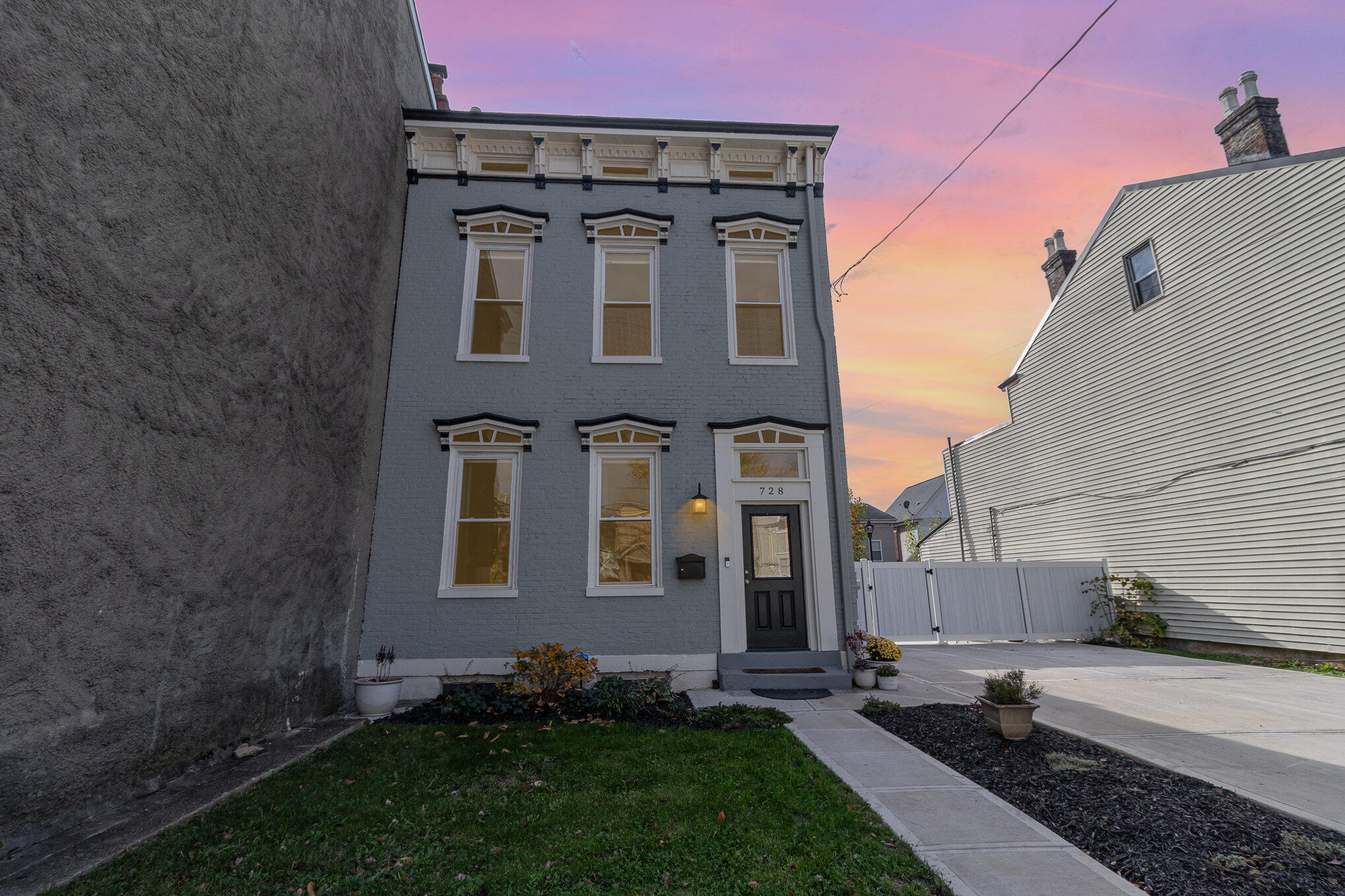 Photo of 728 Central Avenue, Newport, KY 41071