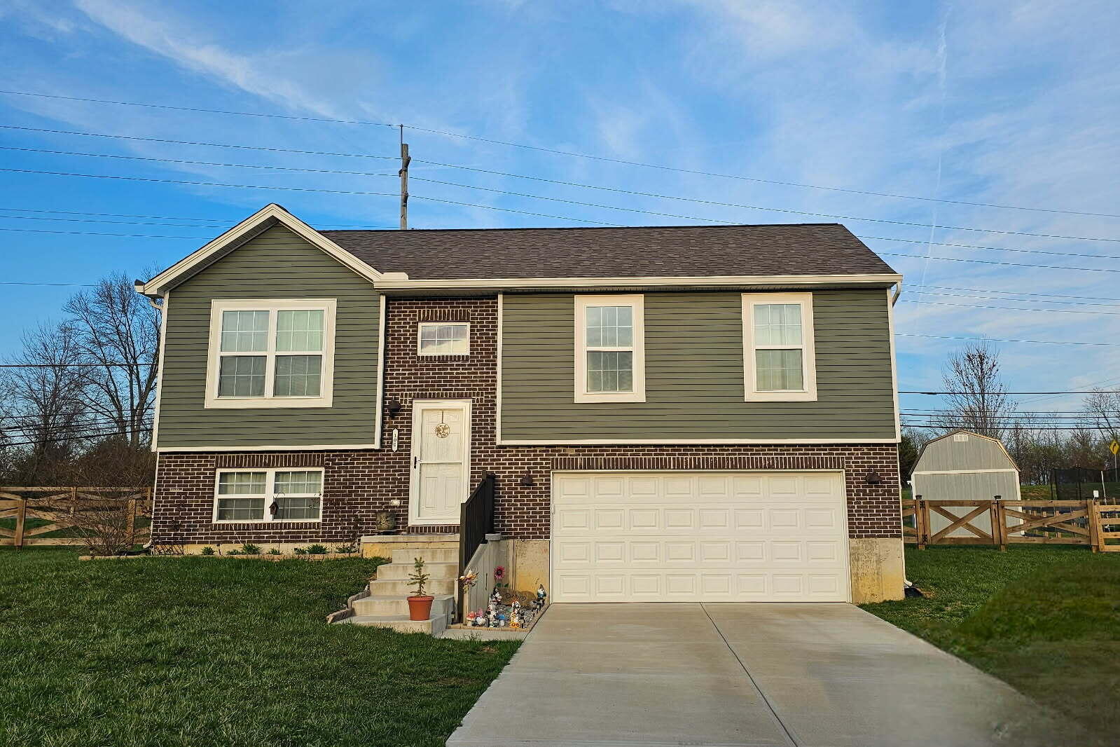 Photo of 100 Sheffield Drive, Dry Ridge, KY 41035