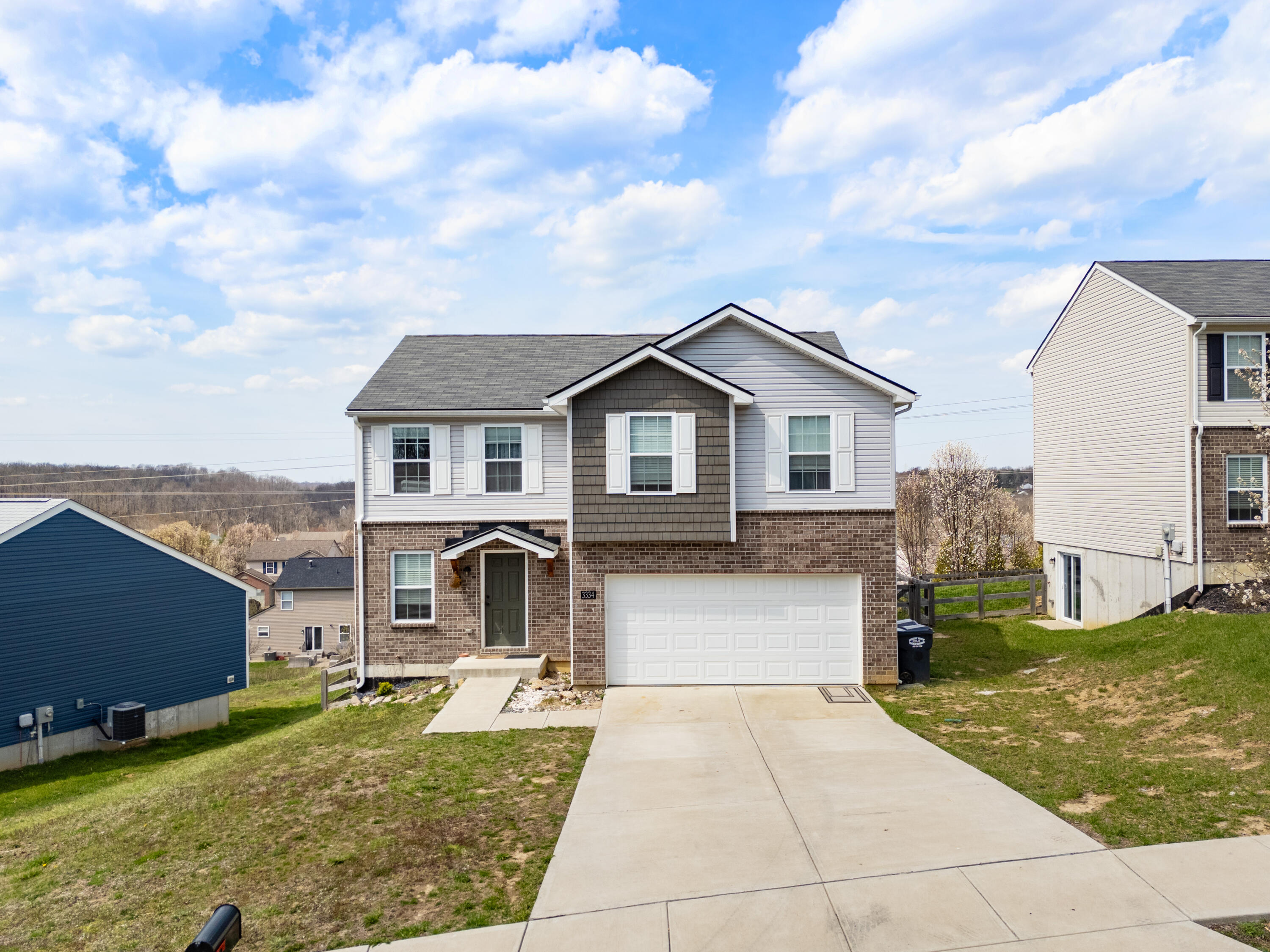 Photo of 3334 Falling Brook Way, Burlington, KY 41005