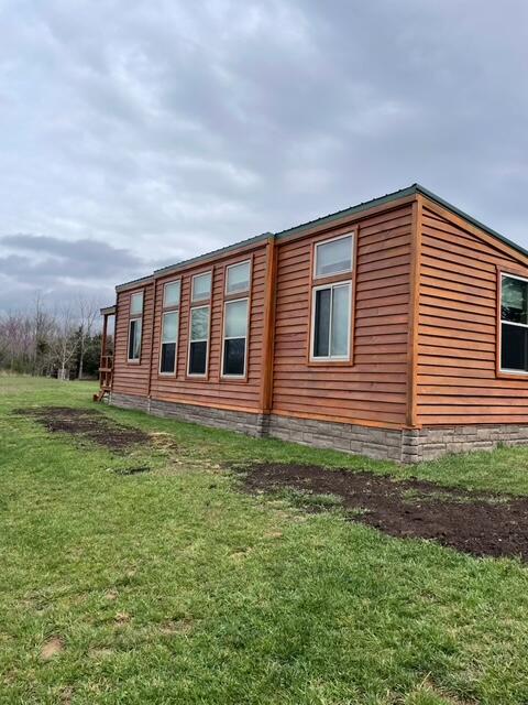 Photo of 2320 Stone School House Road, Williamstown, KY 41097