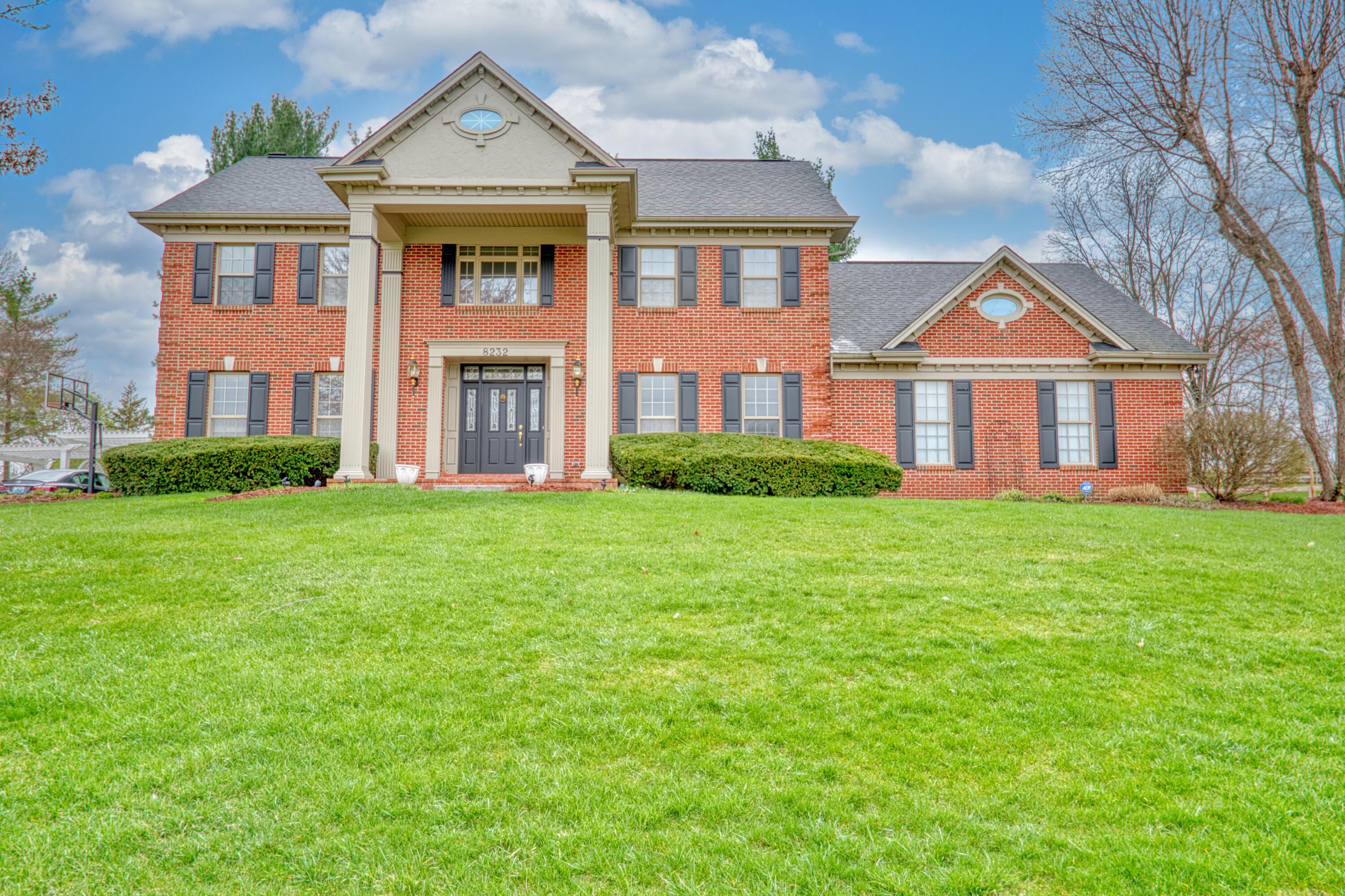 Photo of 8232 Woodcreek Drive, Florence, KY 41042